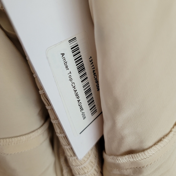 Reformation Amber Top in Champagne size 8 NWT - Picture 12 of 12